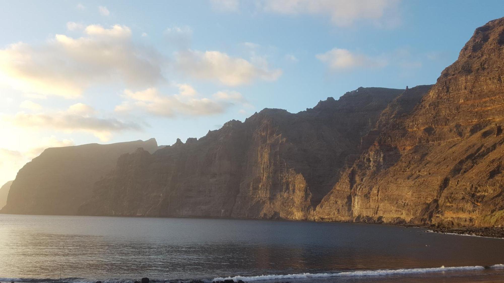 Apartamento Cerca De La Playa Santiago del Teide Екстериор снимка